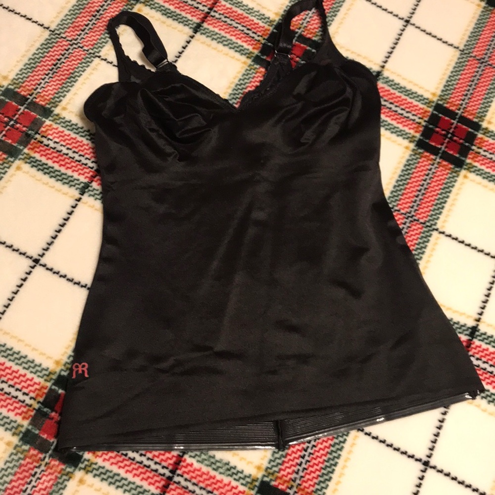 Ruby Ribbon Compression Tank - Picture 2 of 4